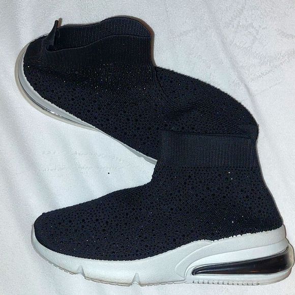 AKIRA Shoes - Rhinestone Black Sneakers